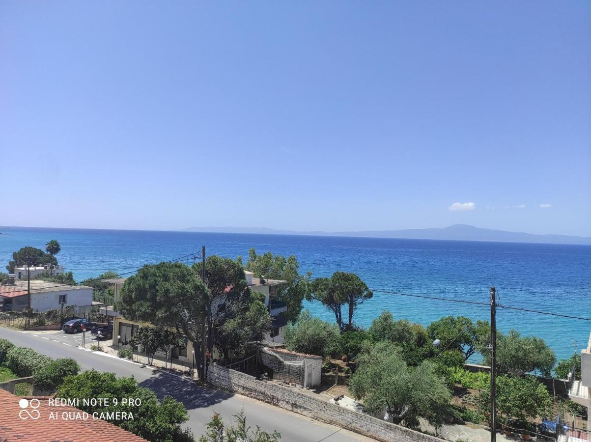 Garden&Sea Studio Kalamata Esterno foto